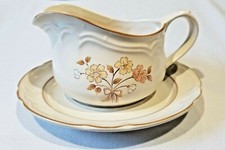Cordella Stoneware Burnet Pattern Gravy Sauce Boat w/Underplate EUC
