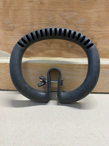 Front "D" Handle from a Craftsman 33cc Weedwacker, Sim-Pul Model 358.791170 - Picture 1 of 2