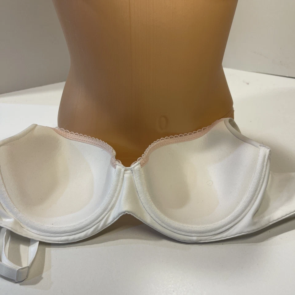 Victoria’s Secret 34 D Body By Victoria Lined Demi. NWOT - Image 4 of 4