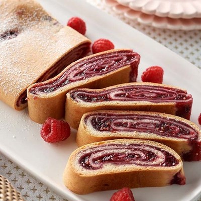 Raspberry Jam Kolachi Roll
