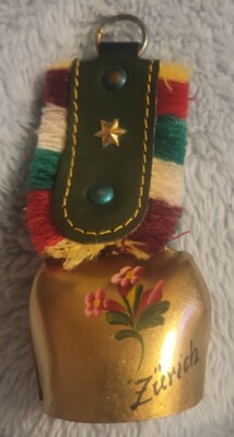 VTG BRASS FLORAL DESIGN COWBELL VIENNA SWITZERLAND DECORATED STRAP w/ LOOP 4.5''