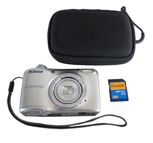 Nikon Coolpix L31 16.1MP Digital Camera Bundle w/ Case & SD Card - Great Shape!