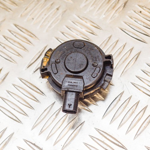 BMW 7 Nockenwellenversteller Stellmotor G11 750i xDrive 330kw N63B44C 7614288 2017