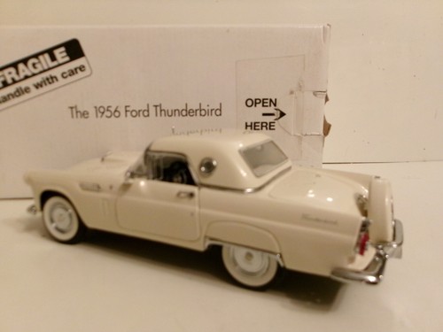 Danbury Mint 1956 Ford Thunderbird Cabrio Colonial White mit Box - Bild 5 von 10
