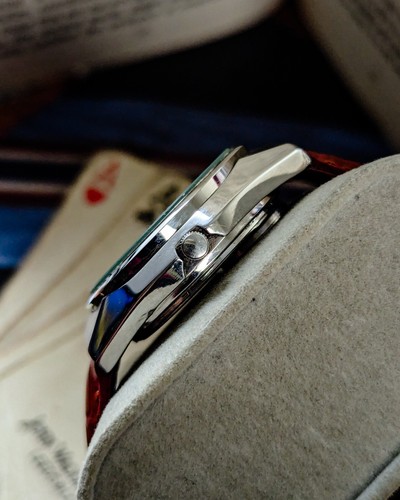 Seiko Quartz - QR 3803-7020 - Silver Dial - Needle Hands & Indices - 1970’s JDM - Picture 9 of 11