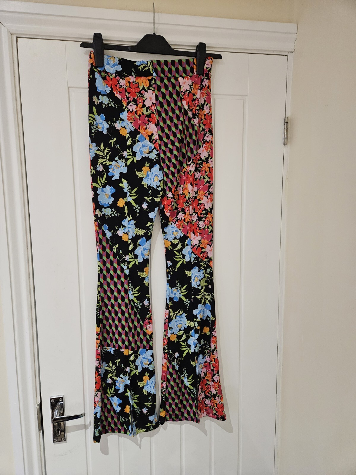 Picture 2 of 4