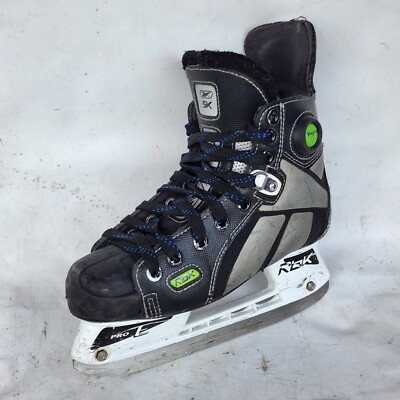 Left (Only 1 Skate) RBK 5K Pump ice hockey SKATE sz 3 youth boys (Shoe sz 4.5)