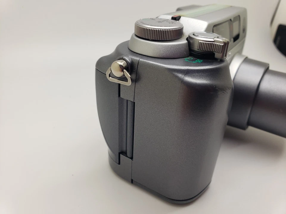 VGC Boxed Working Retro Olympus C-4000 Zoom Digital Compact Camera 4MP CCD - Image 2 of 4