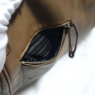 バッグ 1999 Prada archive leather shoulder bag PRADA 1999 Archive Large Capacity Multi Pocket Shoulder Bag