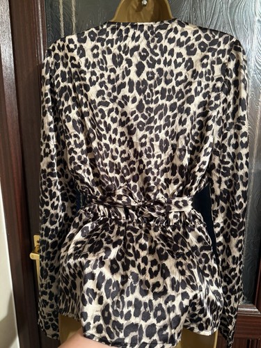 Leopard Print Satin Wrapped Top Belted - Picture 6 of 7