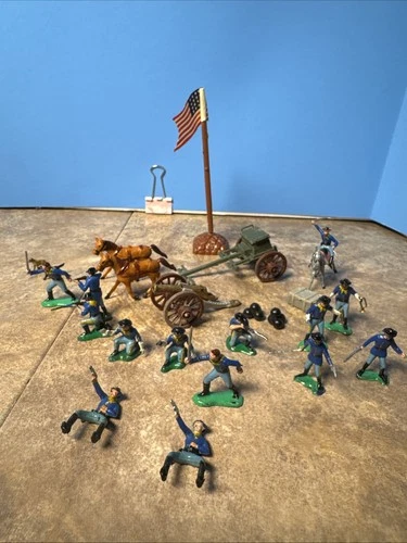 Vintage Marx Fort Apache Miniature Play-set Calvary Soldiers Accessories Lot