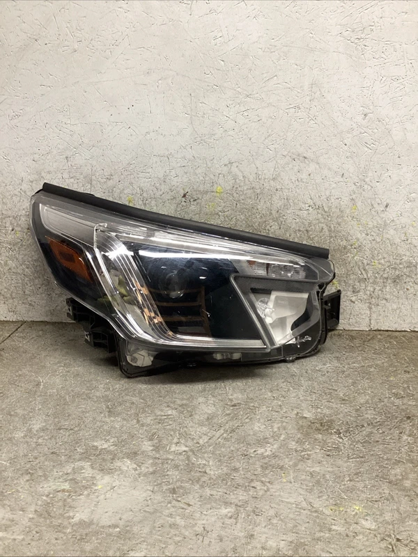 2022-2024 SUBARU FORESTER RIGHT RH PASSENGER SIDE HEADLIGHT LED OEM 84002SJ640