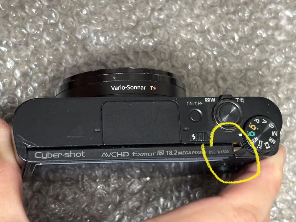 Sony Cyber-shot 30x Zoom 18.2MP f/3.3 DSC-WX500 Compact Digital Camera Good - Image 2 of 4