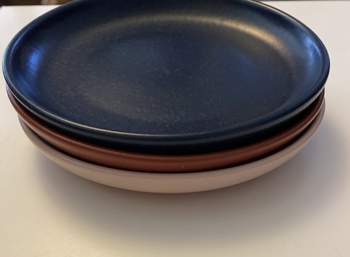 Casafina Pacifica Modern Classic Stoneware Bread Plate 3 Tapas Mixed Colors - Picture 5 of 8