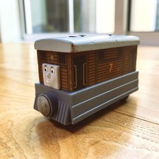 Thomas Friends Wooden Railway Toby No.7 Old Design 15