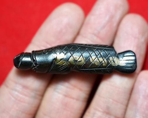 Erotic Fish Paladkhik Arjarn O Sakda Thai Love Sex Attraction Charm Amulet - Picture 2 of 5