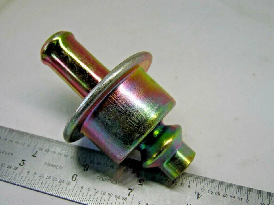 Válvula de retención de bomba de aire estándar AV38 para Chevrolet Corvette 1986-1991 5,7 L-V8 Foto 2 de 4