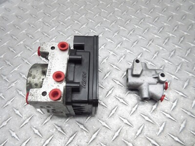 2013 11-13 Honda CBR 250R CBR250R ABS Anti Lock Brake Module Pump