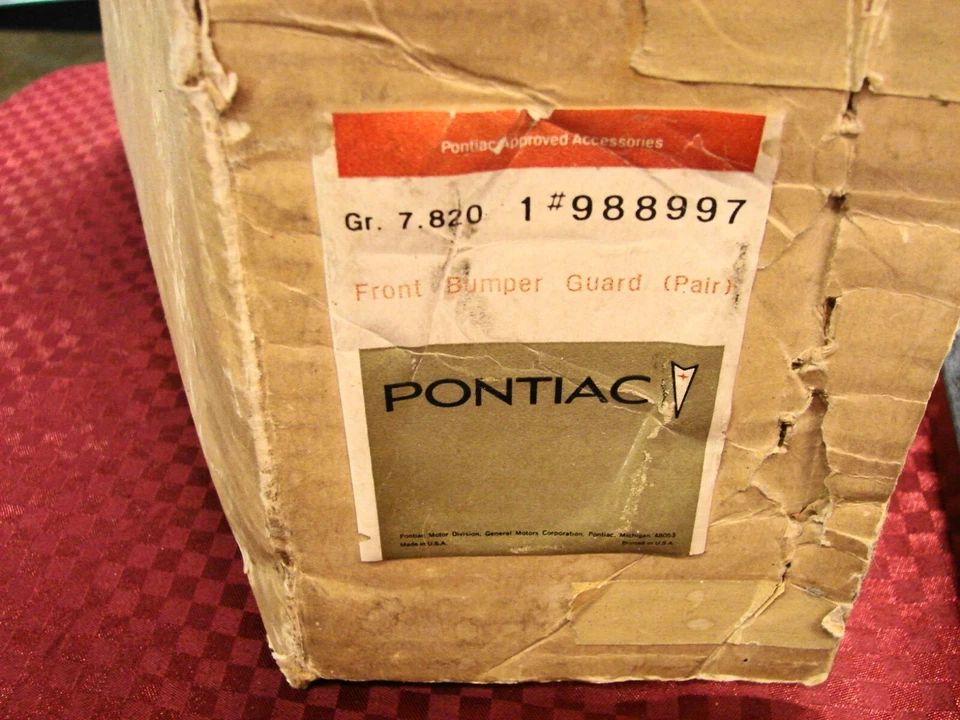 72 PONTIAC BONNEVILLE CATALINA GRANDVILLE NOS FT PROTECTORES DE PARACHOQUES CROMADOS pt 988997 Foto 2 de 4