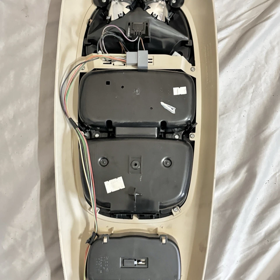 99 00 01 02 03 FORD WINDSTAR CONSOLA SUPERIOR PUERTA INTERRUPTOR AUDIO OEM 1261-25 Foto 4 de 4