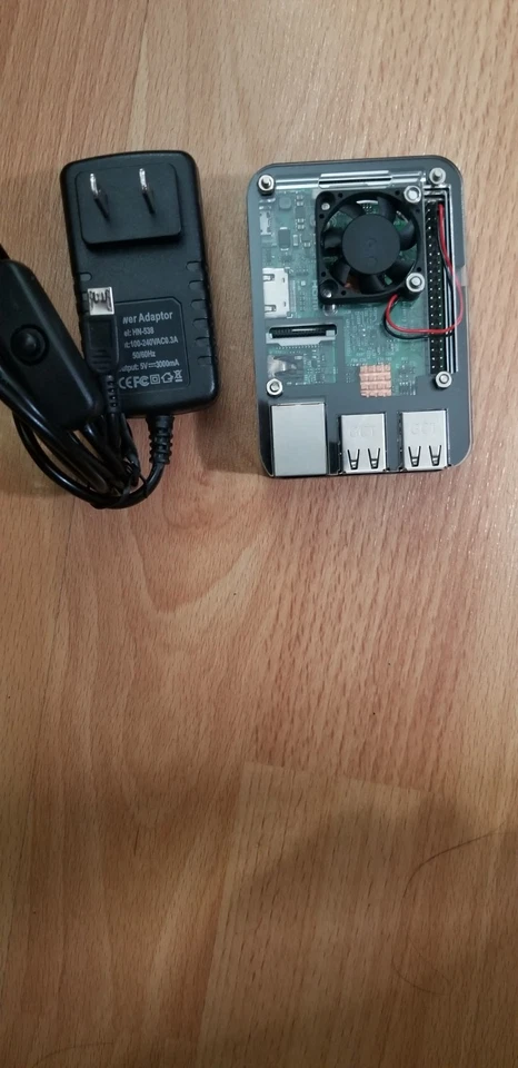 Raspberry Pi 3 model B v1.2 + Accessories - Image 4 of 4