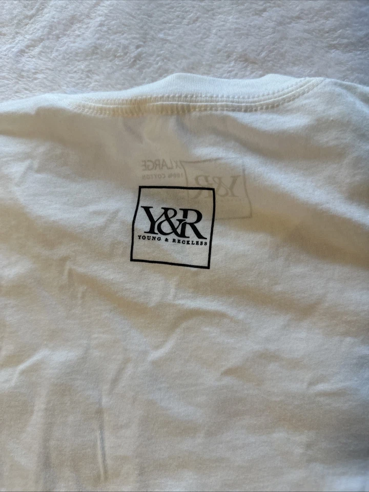 Camiseta Masculina Branca Young & Reckless Tamanho XL Estampa Gráfica Logotipo Usado - Imagem 4 de 4