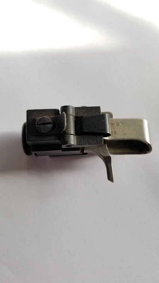 *NUEVO* CONJUNTO GUÍA DOBLADILLO UNIÓN ESPECIAL 29481L GENUINO PARA MÁQUINAS DE COSER Foto 4 de 4