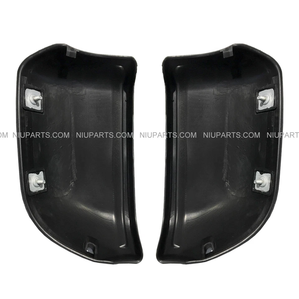 Side Bumper Plastic Black - LH & RH (Fit: 2000-2004 Nissan UD 1800 2300 ) - Imagem 2 de 3