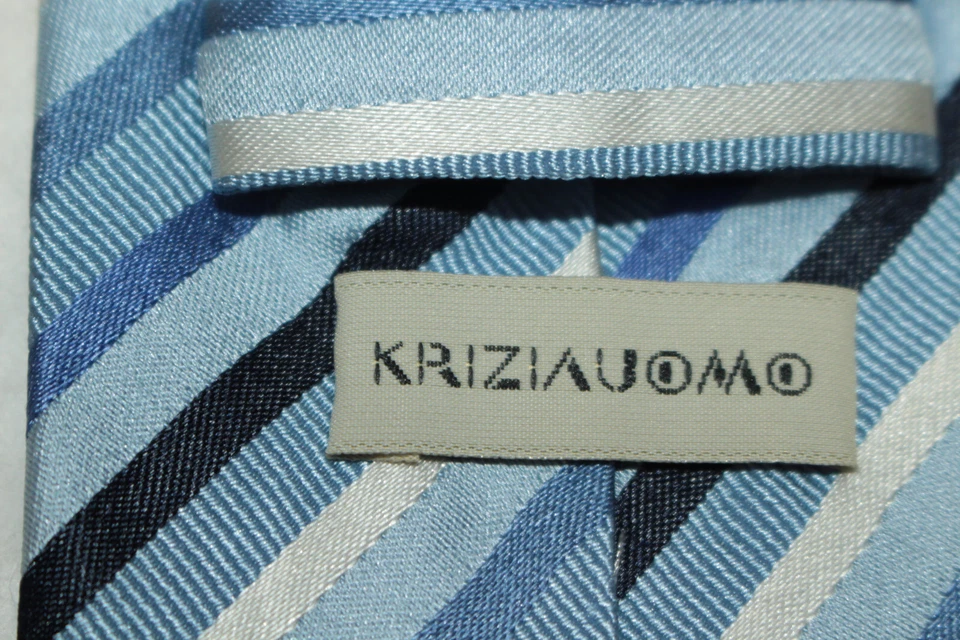Corbata de seda KRIZIA hecha en Italia F62111 Foto 4 de 4