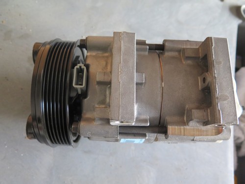 NOS ACDelco 15-20380 A/C Compressor 52499312 (O-B1) - Picture 3 of 4