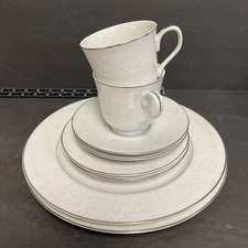 Grace Fine China Concerto Set Of 2 Place Settings