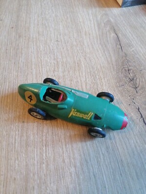 Solido - Vanwall Formule 1 avec boite originale - 1/43e Solido - Vanwall Formule 1 avec boite originale - 1/43e