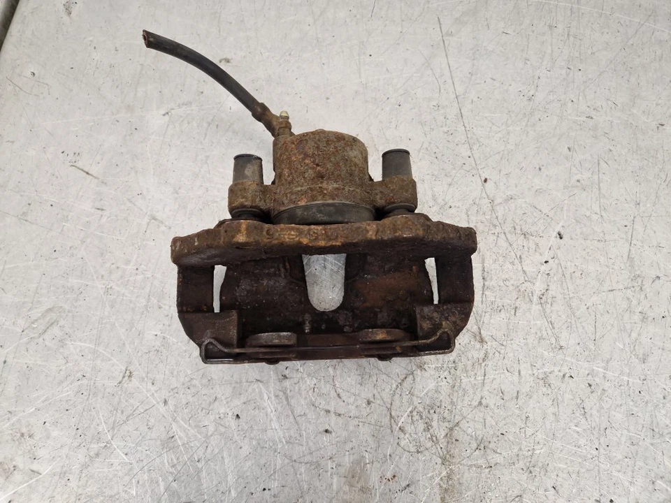 PINZA DE FRENO DELANTERA IZQUIERDA VOLVO S40 LADO DEL PASAJERO REINO UNIDO LADO CERCANO 2004-2007 VENTILADA Foto 4 de 4