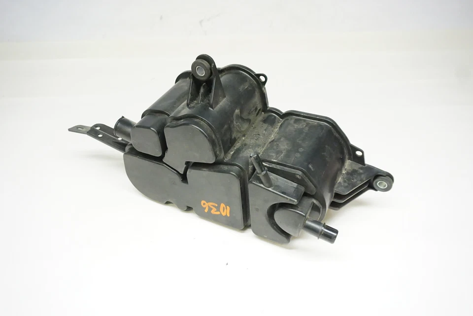 Bote de carbón 13-17 AUDI A5 2.0T fabricante de equipos originales Foto 4 de 4