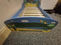 URGENT - Children's bed in new condition, with mattress FOR SALE