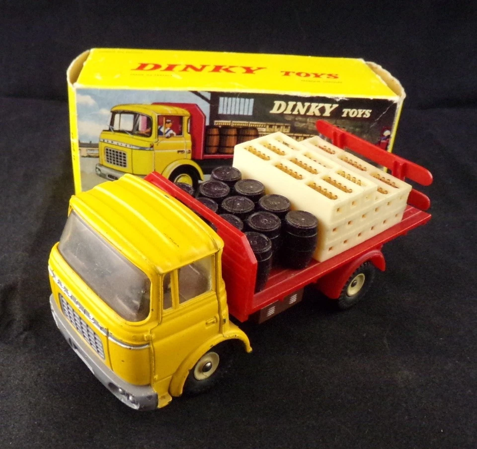 DINKY TOYS 588 - CAMIÓN BERLIET PLATAFORMA BRASSEUR DE COLECCIÓN FRANCÉS Foto 2 de 4