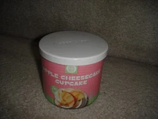 GOOSE CREEK 3-WICK CANDLE W/LID in the 'APPLE CHEESECAKE CUPCAKE" YUMMY!