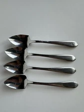 SUPREME CUTLERY STAINLESS JAPAN GRAPEFRUIT / FRUIT SERRATED SPOON SET 4 #12