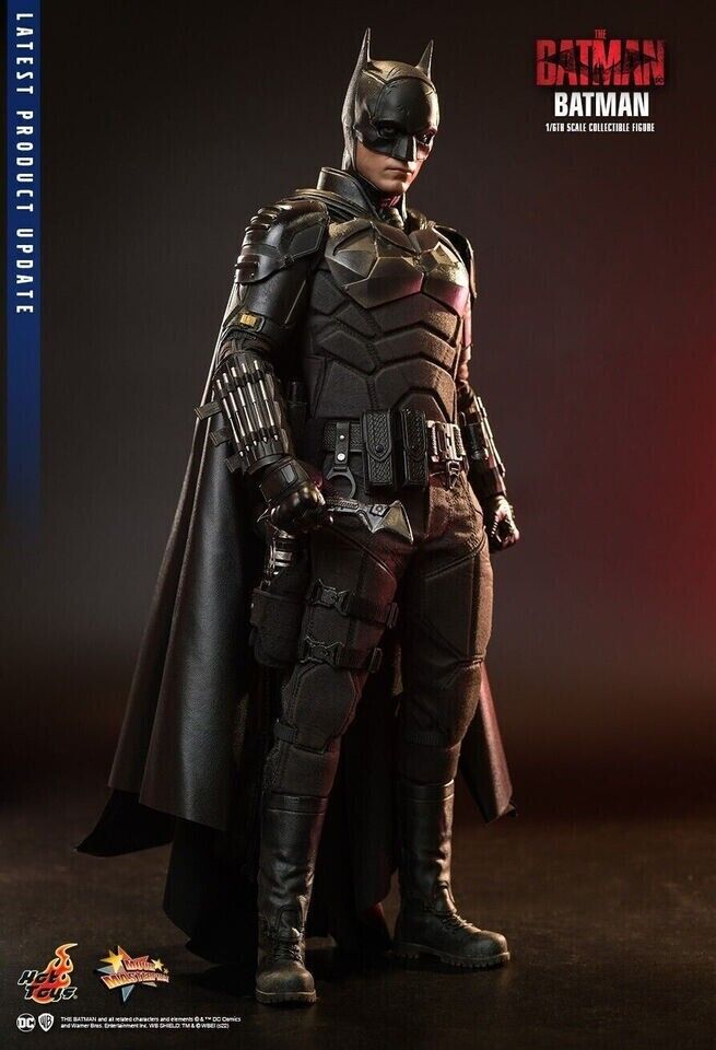 IN STOCK New Hot Toys MMS638 THE BATMAN 1/6 Regular Version IN STOCK New Hot Toys MMS638 THE BATMAN 1/6 Regular Version