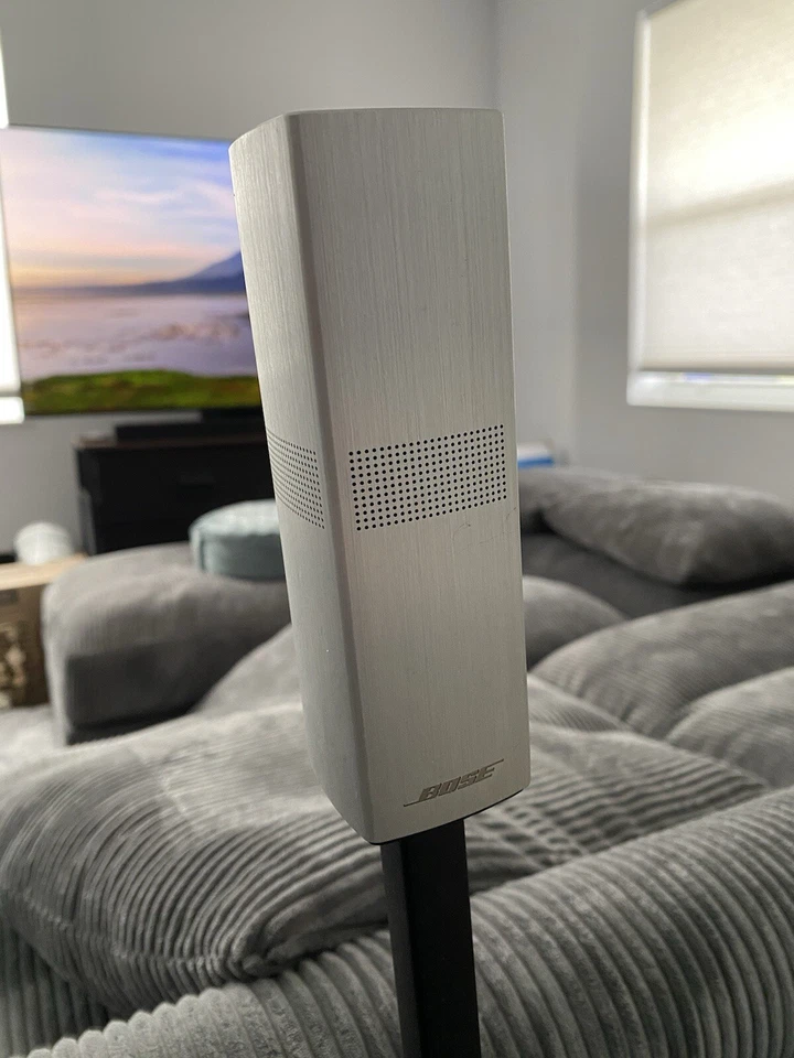 Sistema envolvente Samsung 65" S95B OLED + Bose 900 5.1 Dolby Atoms A+ Foto 2 de 4