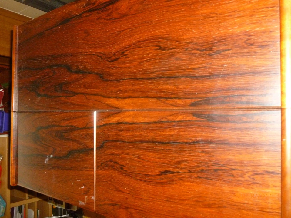 丹麦中世纪现代红木魔法书桌 Mummenthaler &Meier 著 — 第 4/4 张图片