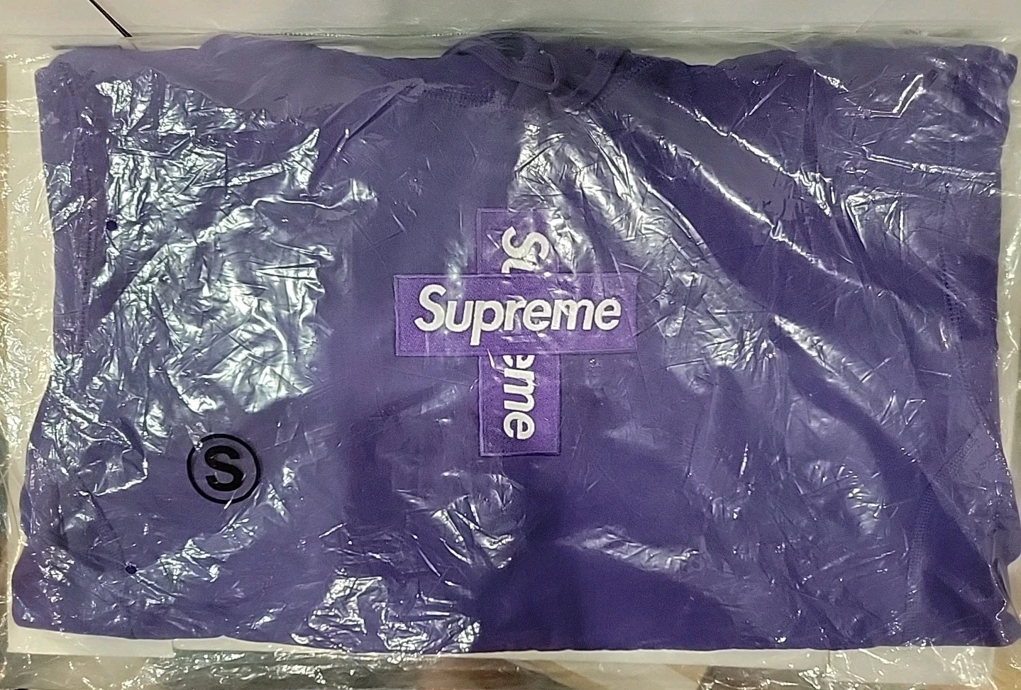 Sweat à capuche croisé logo Supreme Box   VIOLET   Taille S   NEUF !