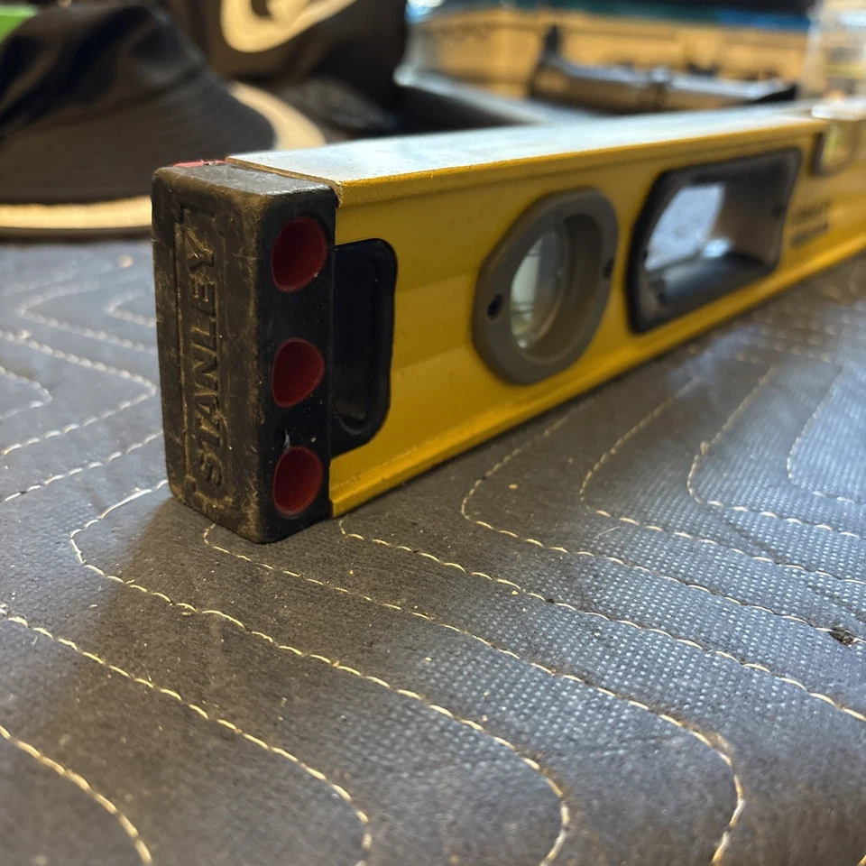 Vial Stanley FatMax de 24 pulgadas de viga de caja de aluminio nivel 3 Foto 3 de 4