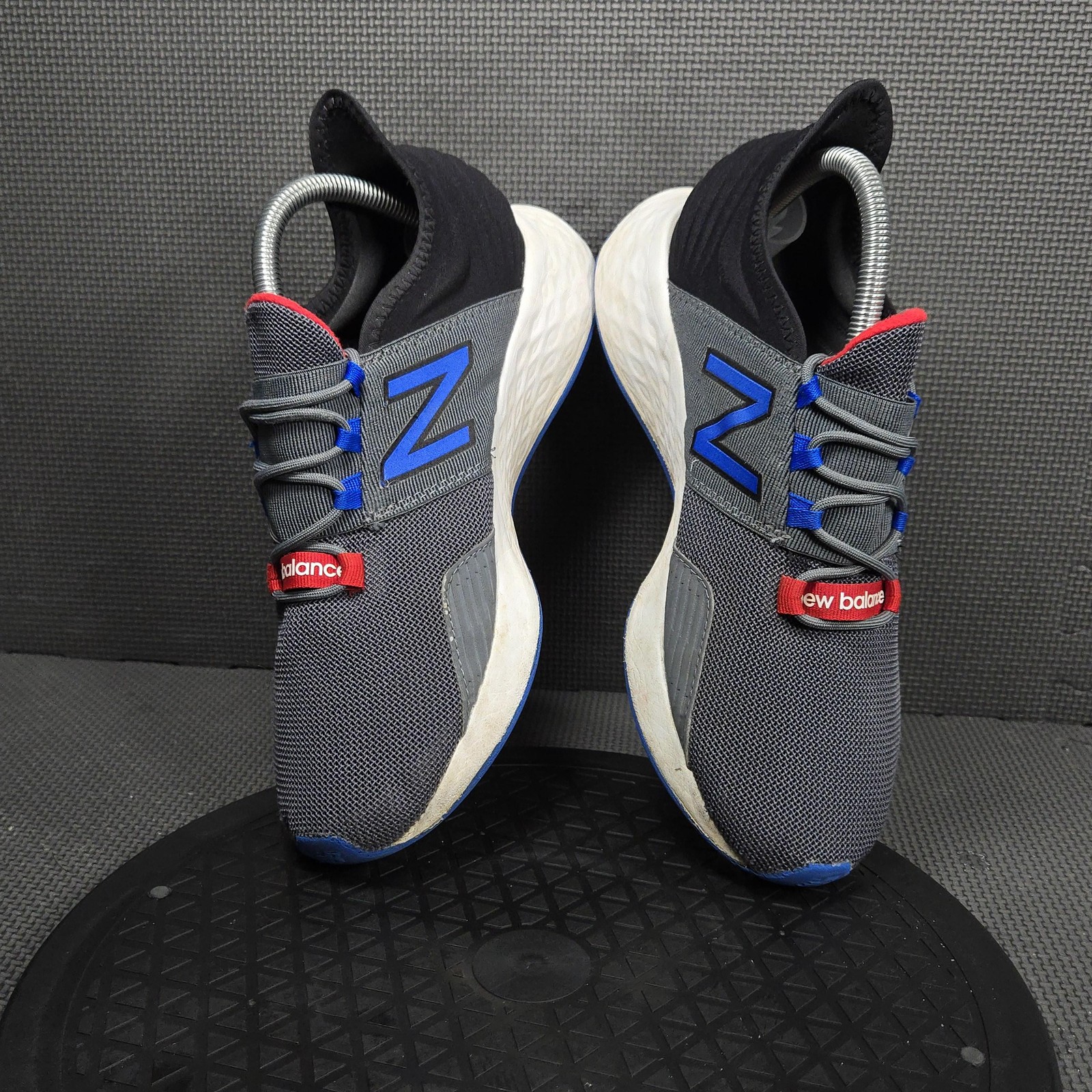 New Balance Fresh Foam Roav Shoes Mens Size 8.5 Gray Running Sneakers MROAVCK1 thumbnail 5