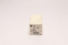 ALLEN BRADLEY 30MM SELECTOR SWITCH 800T-J2KB7AAAM