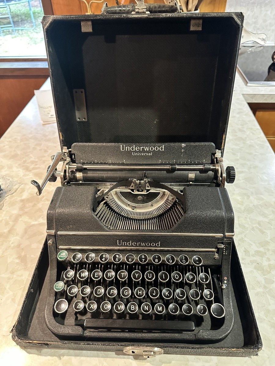 1937 Underwood Universal 4-Bank Portable Typewriter- Black F Model
