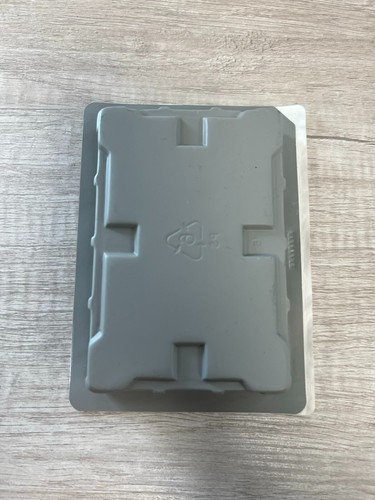 Corning Costar 3610 96 Well Assay Plate - Picture 2 of 3