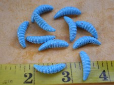 100 PCS. 7/8" SOFT PLASTIC WORM JIGS, MAGGOT, LARVA/CRAPPIE PANFISH/BABY BLUE