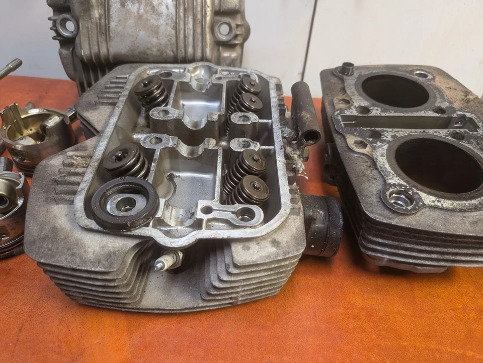 Honda Hawk II CB400 1978 77-81 OEM culata válvula cubierta techo motor Foto 3 de 4