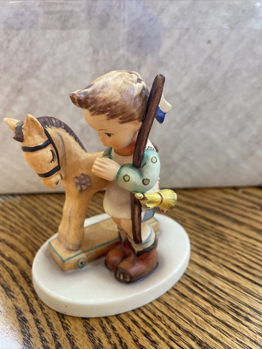 Vintage Hummel Goebel Figurine #20 TMK 6, “Prayer Before